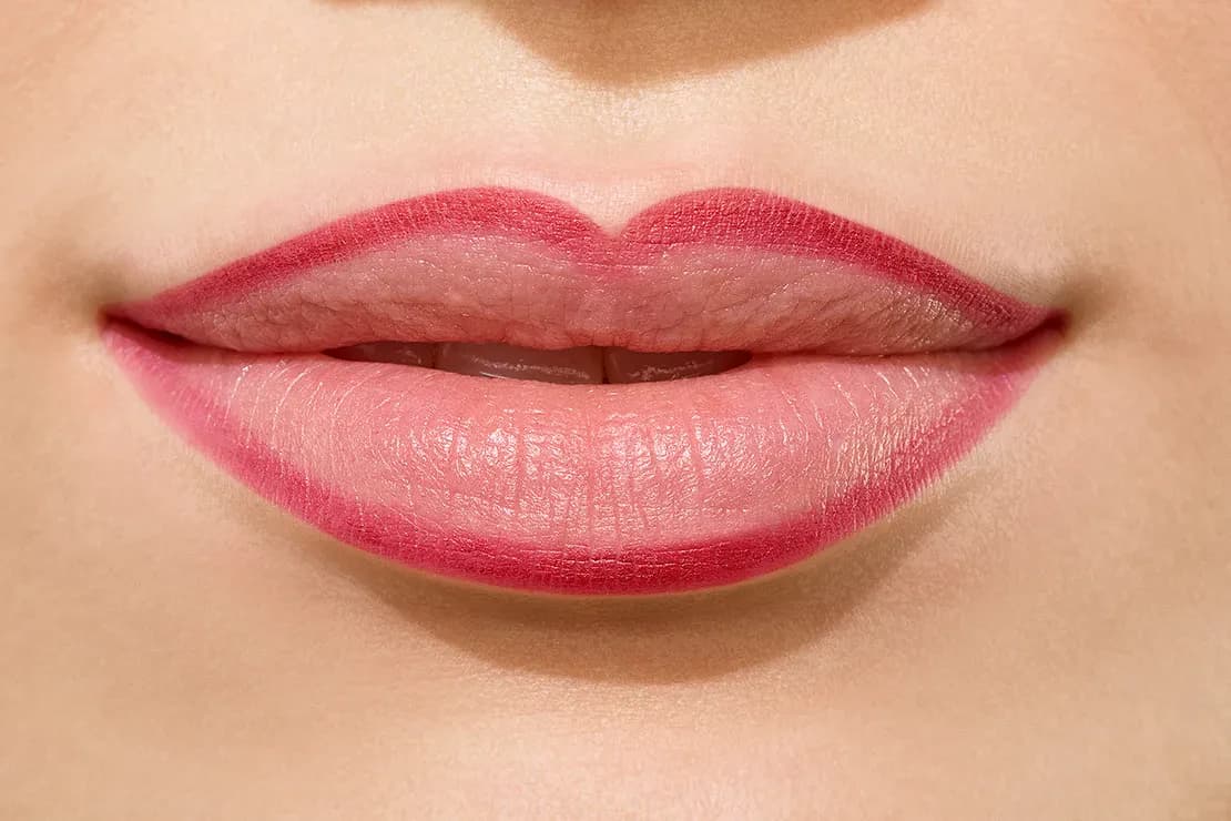 Catrice Velvet Matt Colour and Contour Lip Pencil 060 3