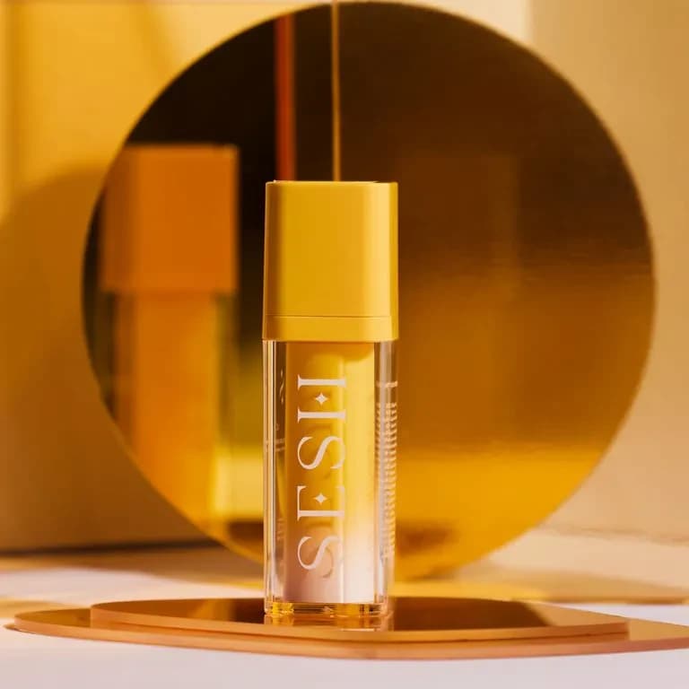 Sesh Happy Glow Brightening and Illuminating Serum 30ml 4