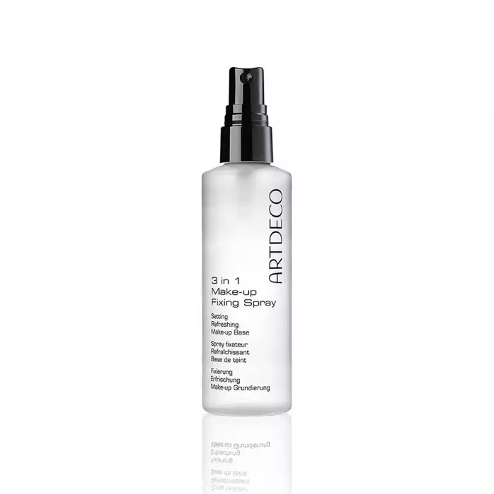 Perfect as a primer for your skin, to fix your makeup in