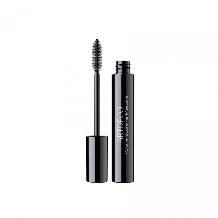 The Volume Supreme Mascara makes your eyelashes the focus