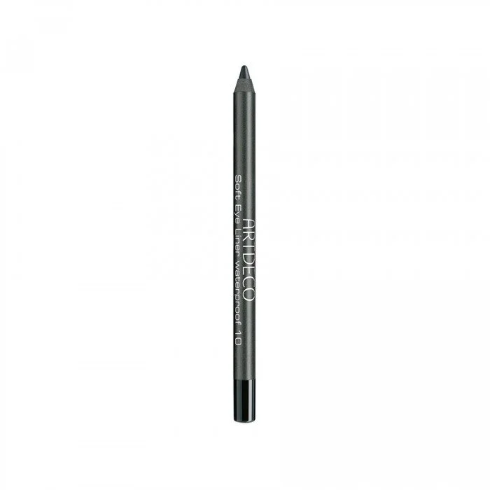A sultry smokey eye is sure to catch a lot of attention | A sultry smokey eye is sure to catch a lot of attention |