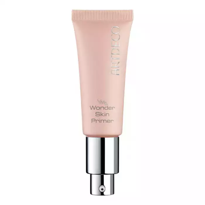 A primer is ideal for preparing your skin for makeup. It also provides your skin with moisture and increases the durability of your makeup. The most important ingredients and their effects: Mineral complex is rich in c | Veela Beauty A primer is ideal for preparing your skin for makeup |