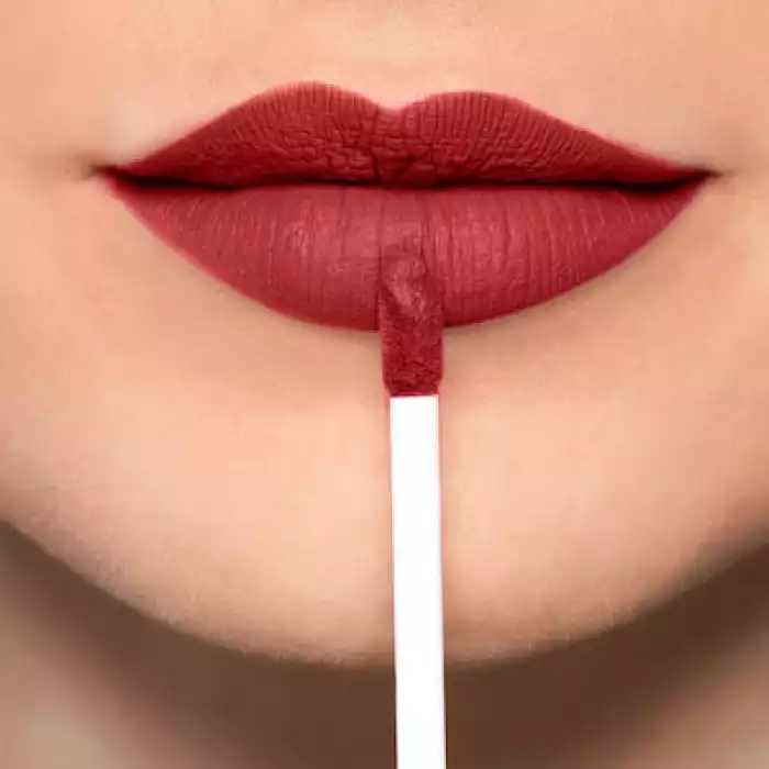 Artdeco Full Mat Long Lasting Lip Color 62 Crimson Red | Artdeco Full Mat Long Lasting Lip Color 62 Crimson Red |