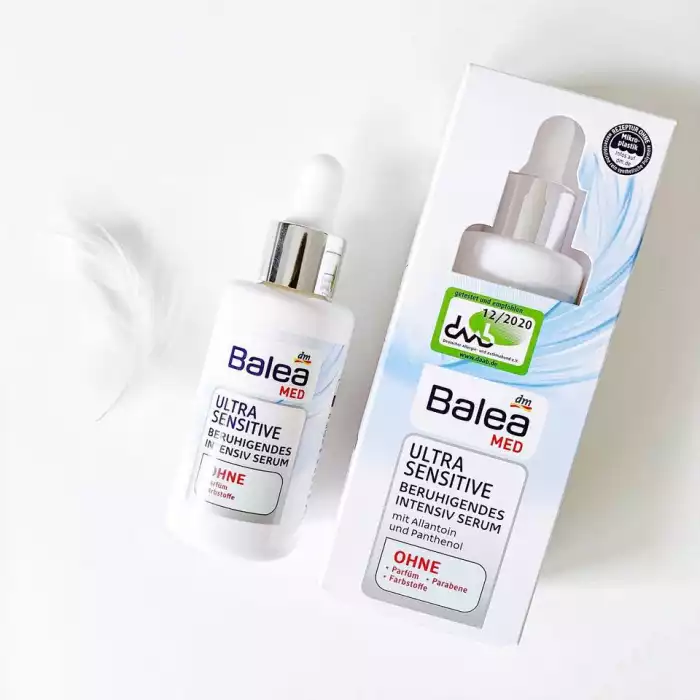 With allantoin and panthenol Provides intensive moisture to sensitive skin Relieves feelings of tension Relieves irritation and itching Without perfume, parabens, dyes The Balea Med Ultra Sensitive Intensive Serum soothe | Veela Beauty With allantoin and panthenol Provides intensive moisture to
