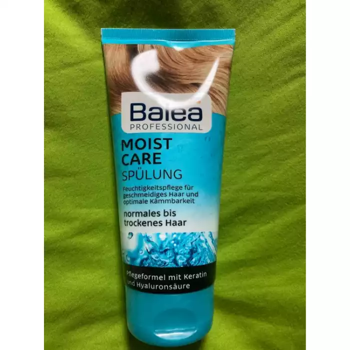 Lively, Smooth, Well -Groomed: The Balea Professional Conditioner Moist Care Cares For The Scalp And Ensures Noticeable Suppleness Right Down To The Tips. With The Natural Moisture Boosters Hyaluronic Acid And Panthenol | Veela Beauty Lively, Smooth, Well | فييلا بيوتي