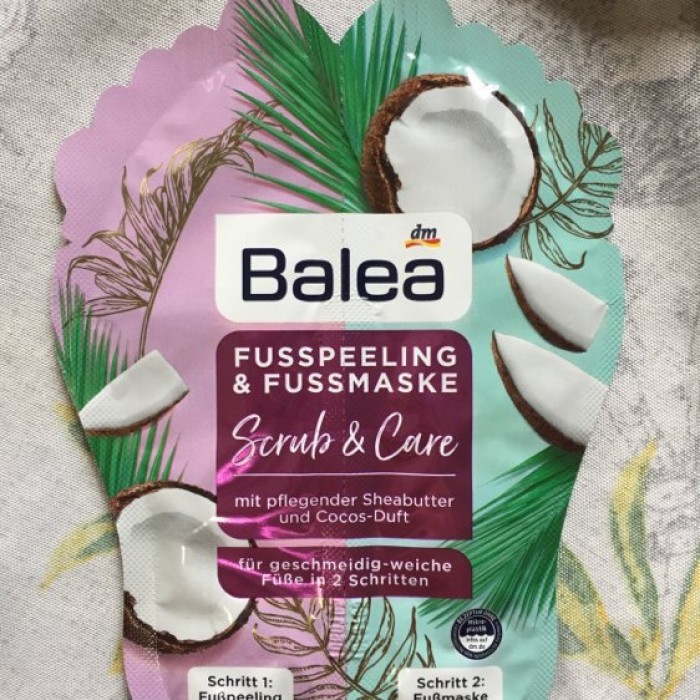 مجموعة Balea Foot Peeling & Foot Mask Set هي