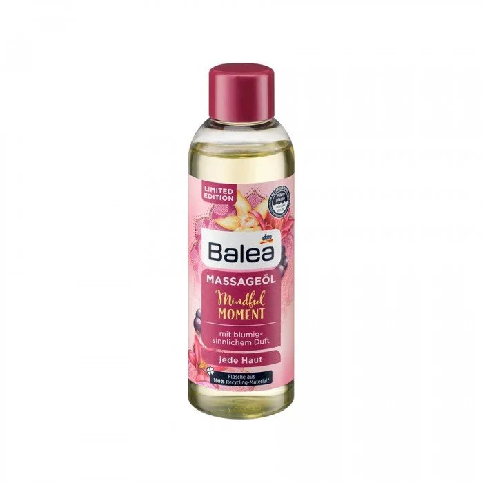 The Balea Mindful Moment massage oil with selected care