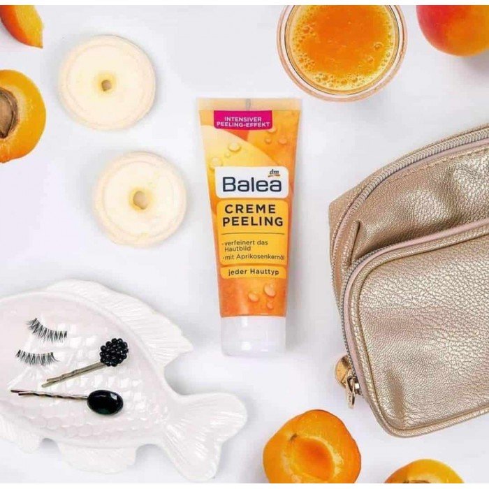 Balea Apricot Kernel Oil Peeling Cream 75 ml Refines skin texture With apricot kernel oil Lava stone