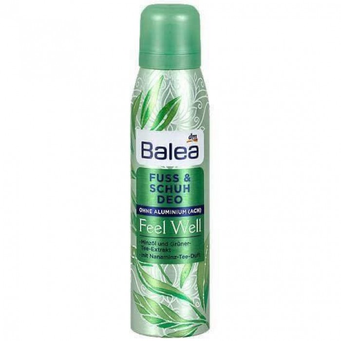 The Balea foot and shoe deodorant refreshes tired feet with a revitalizing fresh scent and ensures a well-groomed feeling. The combination of mint oil and green tea extract gives the application a moment of freshness all | Veela Beauty The Balea foot and shoe deodorant refreshes tired feet with