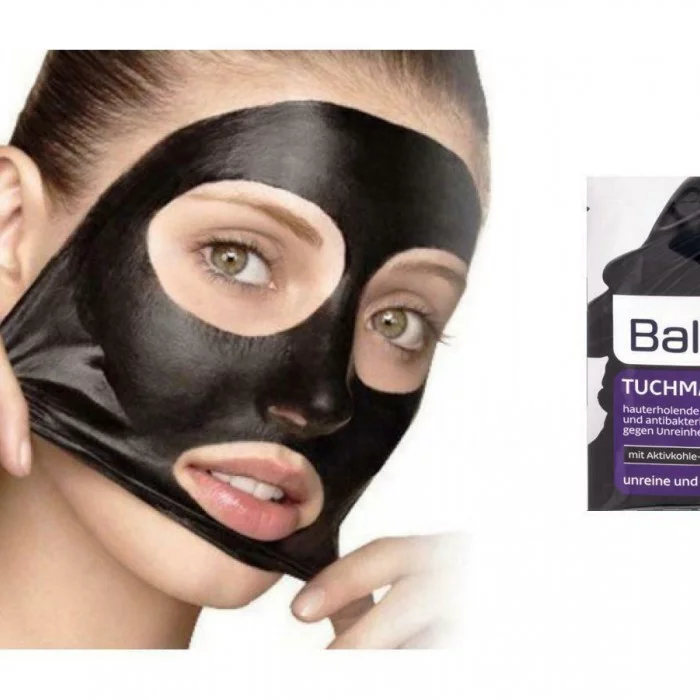 The soft fleece of the Balea cloth mask with