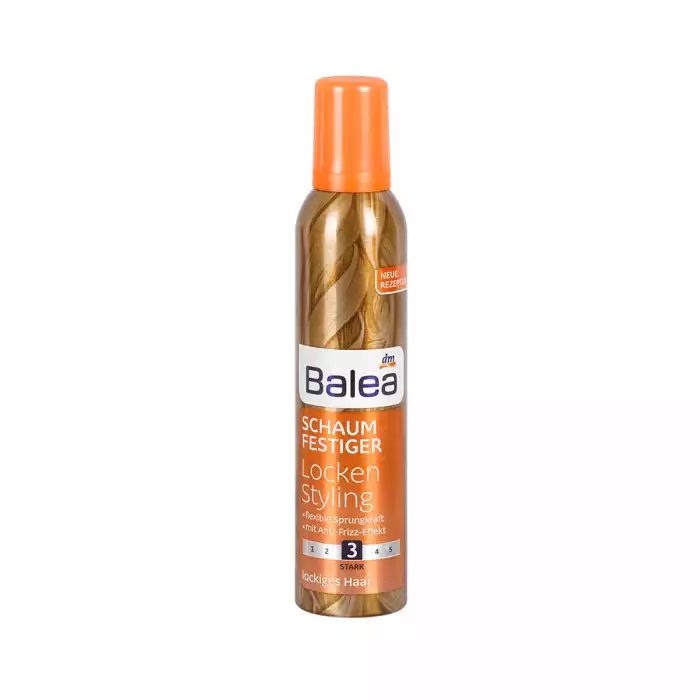 Flexible bounce with anti-frizz effect strong hold with UV filter and care vitamin natural and lively The Balea Mousse Locken Styling gives the hair flexible hold and a finely defined structure - for supple, lively curl | Veela Beauty Flexible bounce with anti-frizz effect strong hold with UV