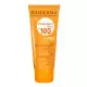 يوفر Bioderma Photoderm Max Lait SPF 100 حماية