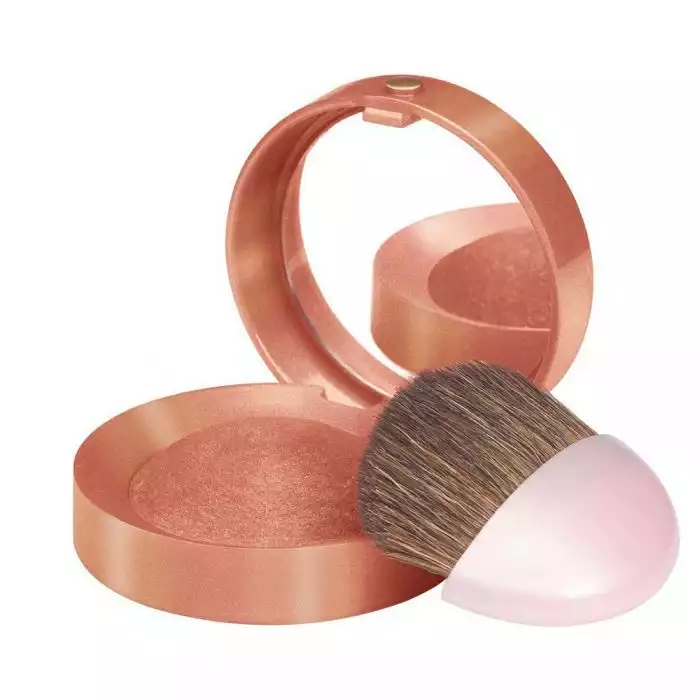 Built-in mirror and brush For a healthy blush Baked technology formula ensures that the blush impeccably blends with the skin Resistant to breakage thanks to the manufacturing process With a beautiful, sensual rose s | Veela Beauty | فييلا بيوتي