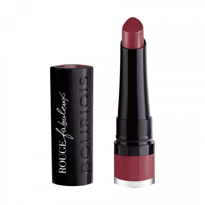 Soft matte lipstick in beautiful, deep colors that provides an elegant finish.
Easy to apply and comfortable on the lips
Long lasting, highly pigmented, intense hydration, moisturizing and maximum comfort formula. | Veela Beauty Soft matte lipstick in beautiful, deep colors that provides