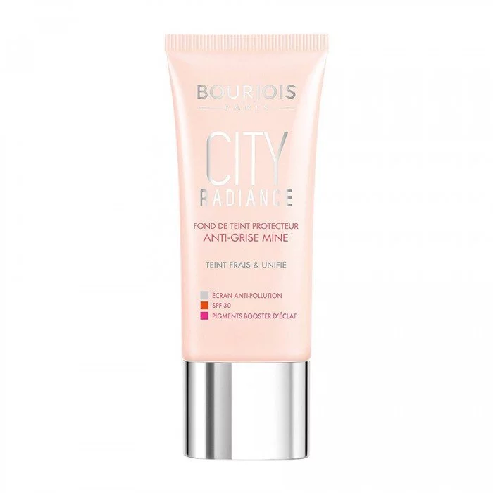 This foundation gives a fresh & luminous complexion.
The foundation has a anti dulness formula which boost the radiance pigments inside the foundation.
This foundation will give a natural radiant complexion.
The foundati | Veela Beauty This foundation gives a fresh & luminous complexion |