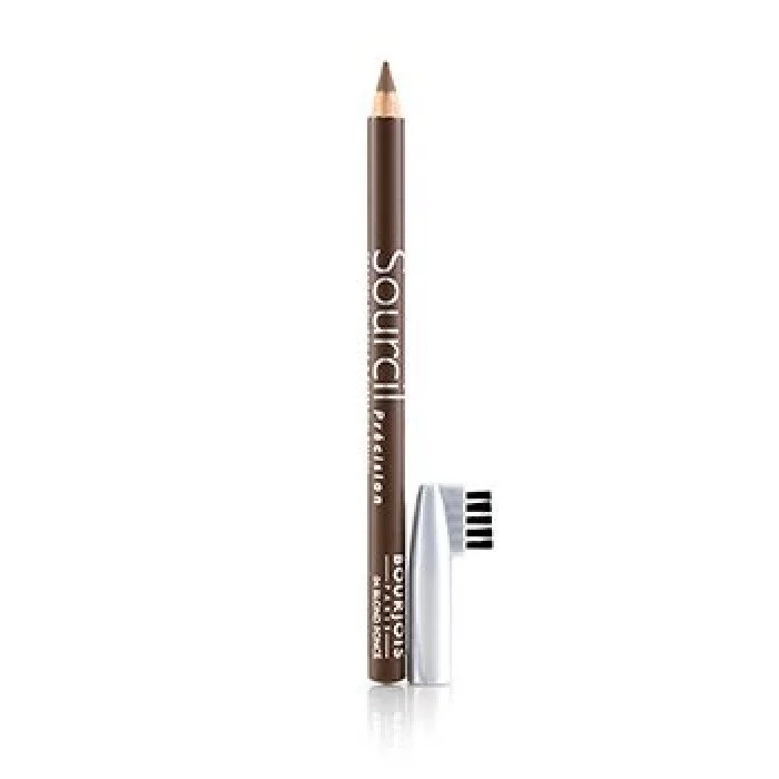 Well-groomed & defined brows Helps achieve perfectly groomed and shaped brows Soft texture allows for comfortable application Designed to easily blend with natural brow Long-lasting, up to 16-hour hold Available in | Veela Beauty | فييلا بيوتي
