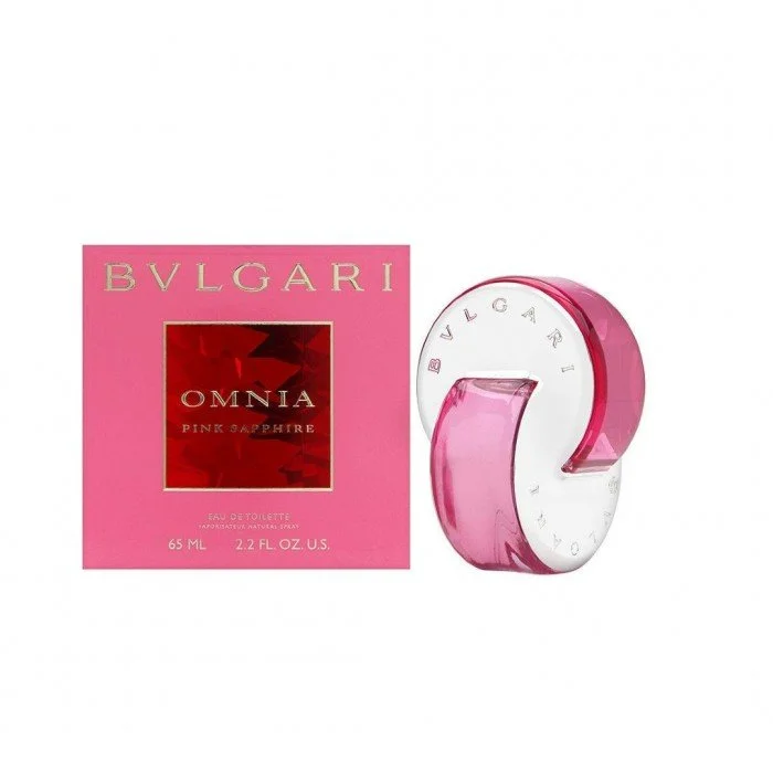 Omnia Pink Sapphire هو رائحة فوارة وغريبة ، تنضح بنفس الأجواء المشمسة مثل اللون الذي يحمل الاسم نفسه. الافتتاحية بمزيج من رائحة الحمضيات والفلفل الوردي المتلألئة ، يدعوك للاستمتاع بفرح لا مثيل له. ثم ينقل الإكسير الوردي | فييلا بيوتي Omnia Pink Sapphire هو رائحة فوارة وغريبة
