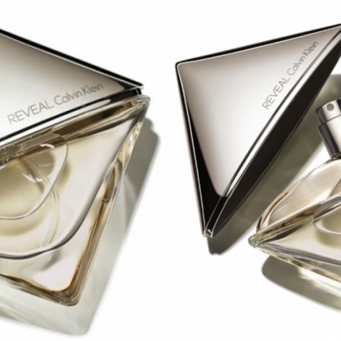 Calvin Klein Reveal EDP Spray Parfum For Women 100ml
The