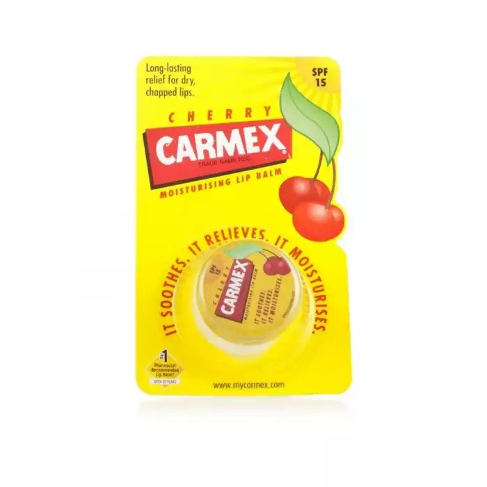 تم إنشاء Carmex® لأول مرة بواسطة Alfred Woelbing في الولايات المتحدة الأمريكية في ثلاثينيات القرن الماضي ، وأصبح أحد أفضل علاجات الشفاه وأكثرها ثقة في العالم. تتوفر الآن في الكرز ، هذه التركيبة الفاكهية تعمل على ترطيب ال | فييلا بيوتي تم إنشاء Carmex® لأول مرة بواسطة