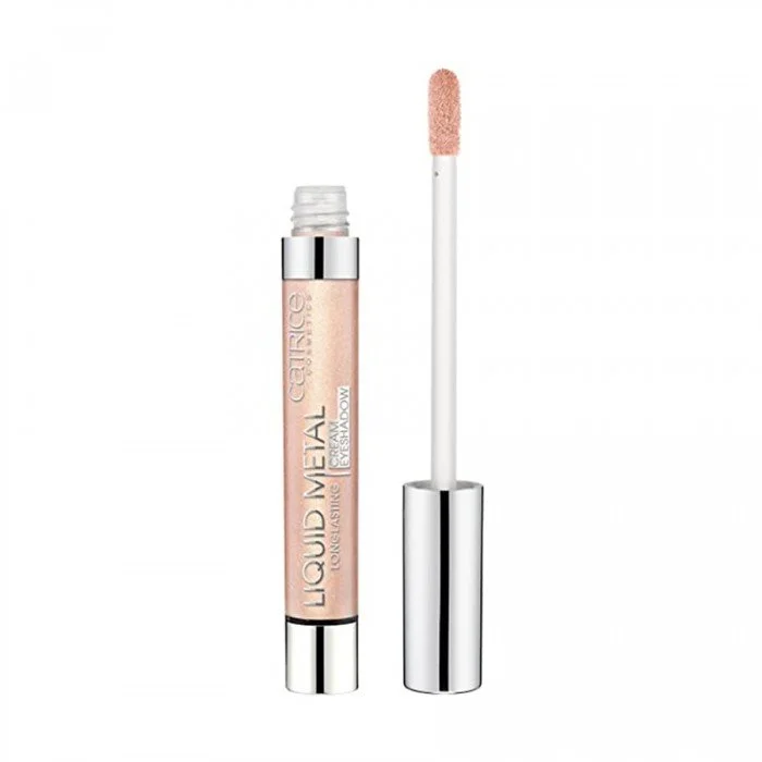 Metallic, glossy cream eyeshadow
Liquid, especially longlasting texture
With a soft applicator
Vegan | Veela Beauty | فييلا بيوتي