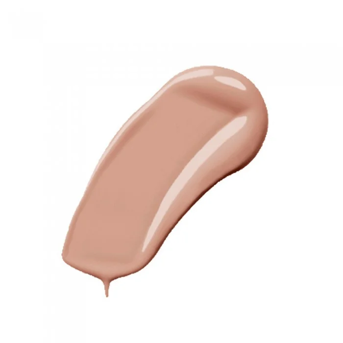 أكملي بشرتك مع Character Ultimate Liquid