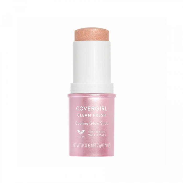 احصل على توهجك باستخدام عصا الوهج COVERGIRL Clean Fresh Cooling. يعمل هذا الهايلايتر اللامع المحمول على تبريد البشرة على الفور ويجعلها تبدو مشرقة بشكل إيجابي. | فييلا بيوتي احصل على توهجك باستخدام عصا
