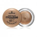 Essence Soft Touch Mousse Makeup3