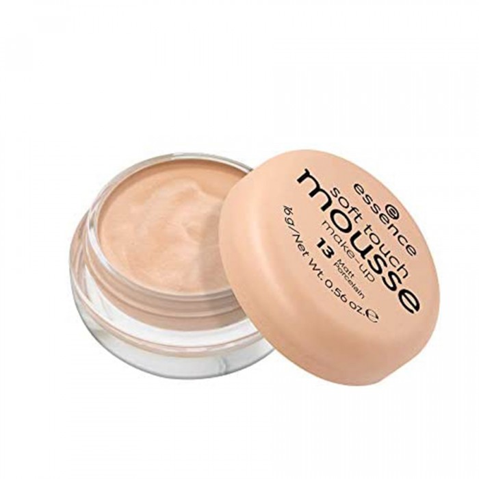 the make-up range with a super delicate mousse texture gives your face a smooth and natural-looking matt complexion while allowing your skin to breathe freely. | Veela Beauty the make-up range with a super delicate mousse texture