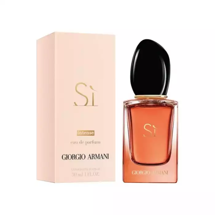 Sì (Eau de Parfum Intense) (2021) is a new perfume by Giorgio Armani The fragrance was released in 2021. Suitable for Fall & Winter , recommended for Night Out & Evening The scent is fruity-sweet. Fragrance Si Intense 20 | Veela Beauty Sì (Eau de Parfum Intense) (2021) is a new perfume by