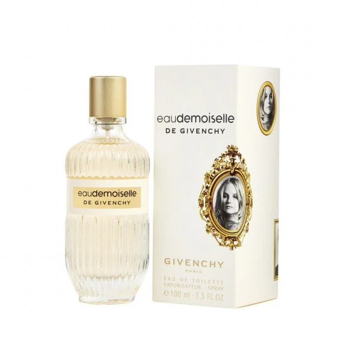 A Fruity Floral Fragrance For Young Women Sparkling
Used For Fragrance , Mainly For Women
This Is High Quality Products With Good Fragrance | Veela Beauty | فييلا بيوتي