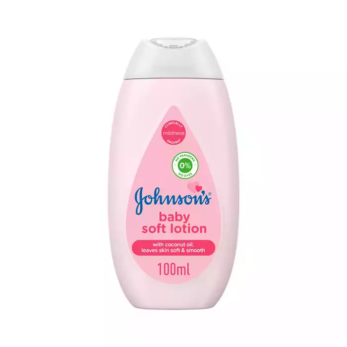 With coconut oil.
Leaves skin soft & smooth after just 1 use.
Pure and gentle daily care.
Nourishes babys skin for 24 hours.
Free from parabens, dyes & Phthalates.
hypoallergenic.
Johnsons Baby Lotion is a classic stapl | Veela Beauty With coconut oil | فييلا بيوتي