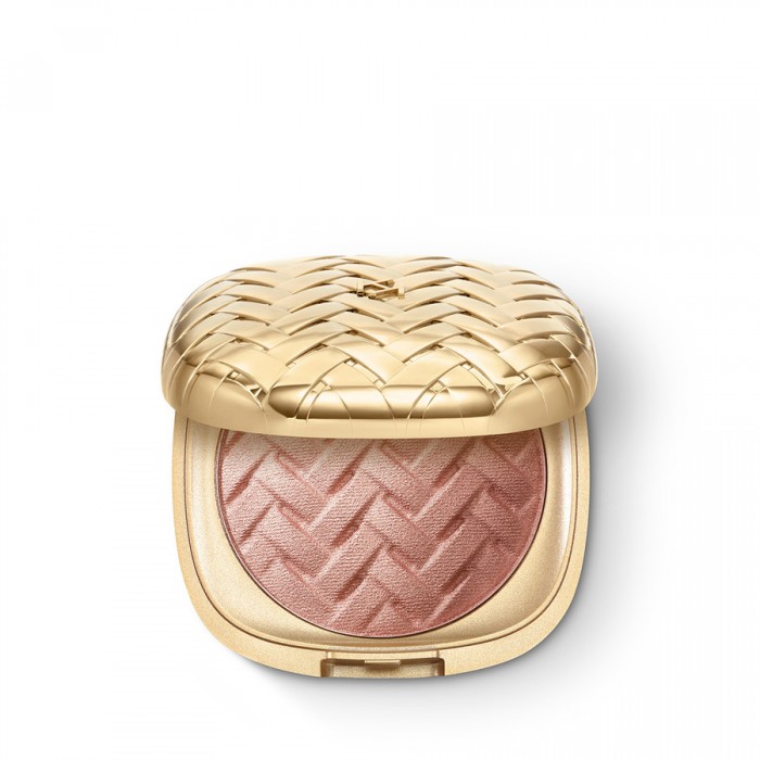 All-over silky touch baked highlighter. All-over silky touch baked highlighter. Radiant finish. Ideal for: enhancing your look with a shower of golden reflections It’s special because: - its extraordinary lightweight | Veela Beauty All-over silky touch baked highlighter | فييلا