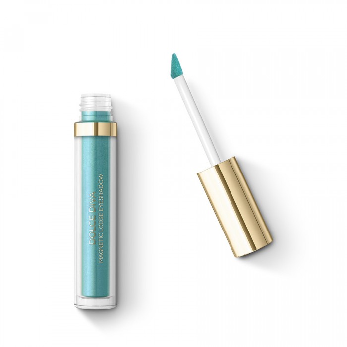 The new formula with a 2-in-1 applicator can be used both as an eyeliner, to define your eye contour, and as an eyeshadow, to complete your look with captivating shades! creating endless graphic and sensual looks. It’s s | Veela Beauty The new formula with a 2-in-1 applicator can be used both