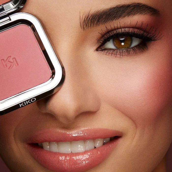 Kiko Unlimited Blush 10 أحمر خدود بودرة يدوم طويلاً