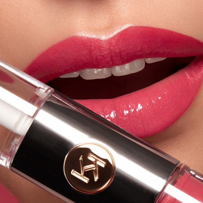 Long-lasting two-step liquid lipstick: an extraordinary