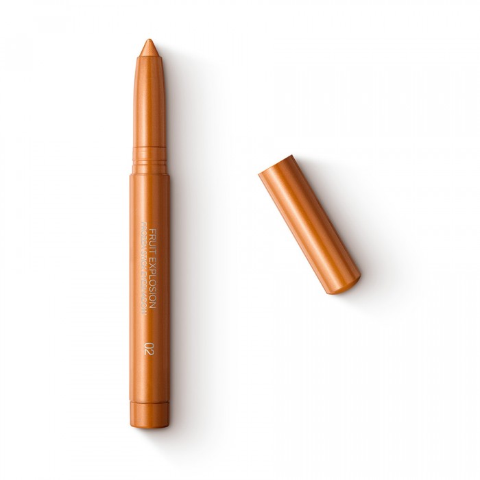 Refreshing effect stick eyeshadow, with pen-knife included. Matte and metallic finishes. Ideal for: Enhancing your eye look with a refreshing touch of color, including on-the-go ! Its special because: - In just one st | Veela Beauty Refreshing effect stick eyeshadow, with pen-knife included