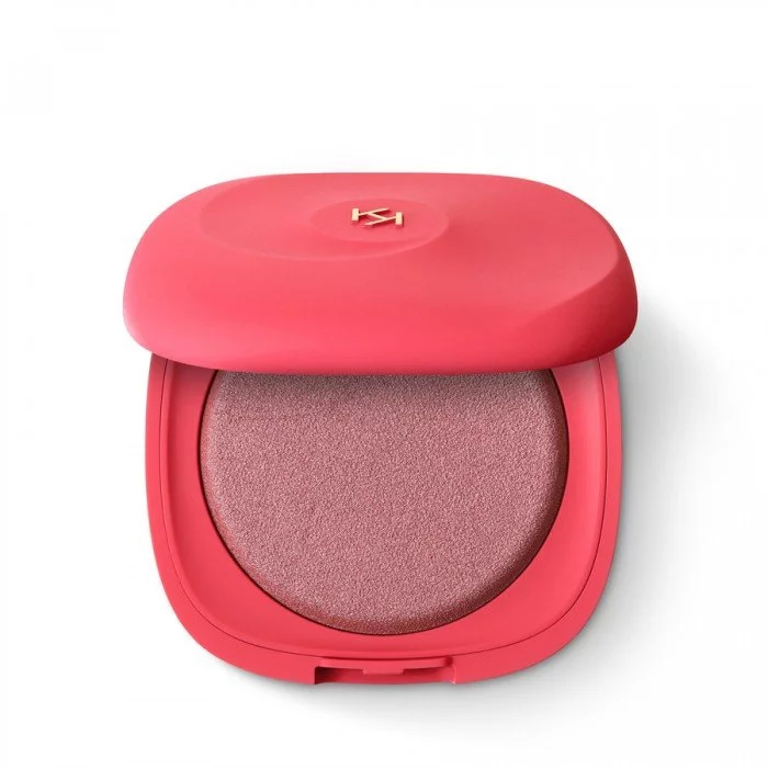 Ultra-pigmented blush with a radiant finish. Ideal for: enhancing the facial features, brightening the complexion and creating touches of light and depth It’s special because: - the exclusive soft, bouncy texture, sen | Veela Beauty Ultra-pigmented blush with a radiant finish | فييلا