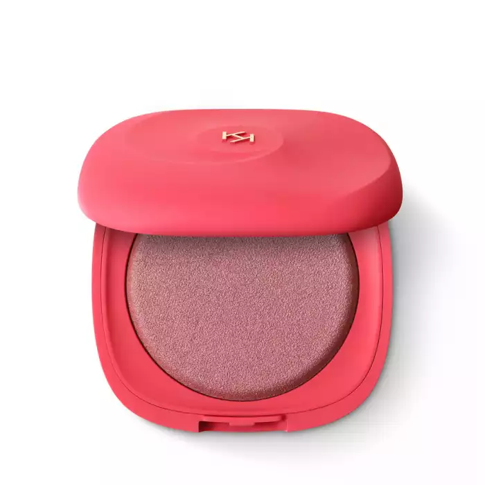 Ultra-pigmented blush with a radiant finish. Ideal for: enhancing the facial features, brightening the complexion and creating touches of light and depth It’s special because: - the exclusive soft, bouncy texture, sen | Veela Beauty Ultra-pigmented blush with a radiant finish | فييلا