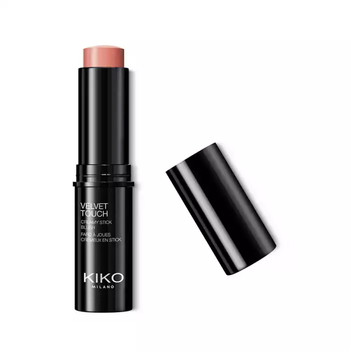 Radiant blush stick. The formula is enriched with African walnut oil and soothing pistachio extract. The soft, creamy texture adheres flawlessly to the skin. The product offers excellent color payoff and blends easily. | Veela Beauty Radiant blush stick | فييلا بيوتي