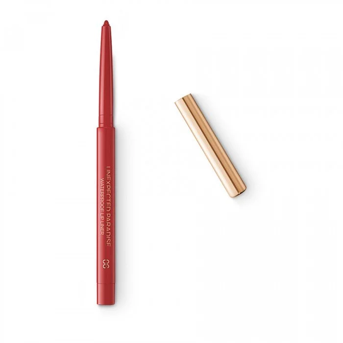 Water-resistant lip pencil lasting up to 12 hours* |