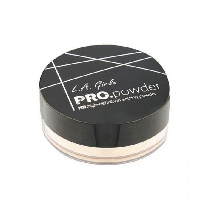 L.A.Girl High Definition Setting Powder Banana Yellow -Provides a natural, matte and flawless finish -Sets makeup for a long time -Preps and primes -Evens out complexion -Brightening and balancing skin tone | Veela Beauty L | فييلا بيوتي