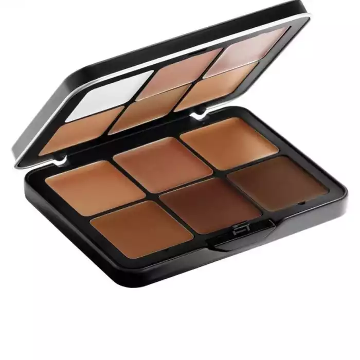 Make Up For Ever Ultra HD Invisible Cover Cream Foundation Make Up For Ever has created two shades of natural beige to