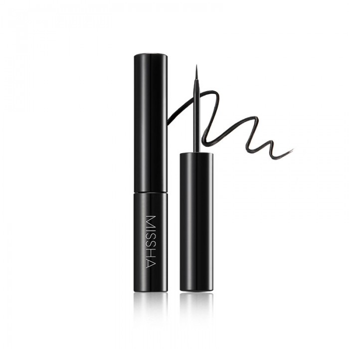 It is really hard to draw nice eyeliner on your eyelids especially for makeup newer. I recommend kissing me and etude house play 101 eyeliner which is really nice for inner eyeliner. This liquid eyeliner will make yo | Veela Beauty It is really hard to draw nice eyeliner on your eyelids