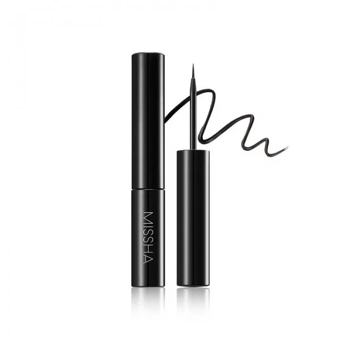 من الصعب حقًا رسم كحل لطيف على جفونك خاصةً للمكياج الأحدث. أوصي بتقبيلي و etude house play 101 eyeliner وهو أمر رائع حقًا بالنسبة للكحل الداخلي. هذا الكحل السائل سيجعلك تشعرين بعدم الراحة وتريد أن تحلفي إذا قمت برسم البط | فييلا بيوتي من الصعب حقًا رسم كحل لطيف على