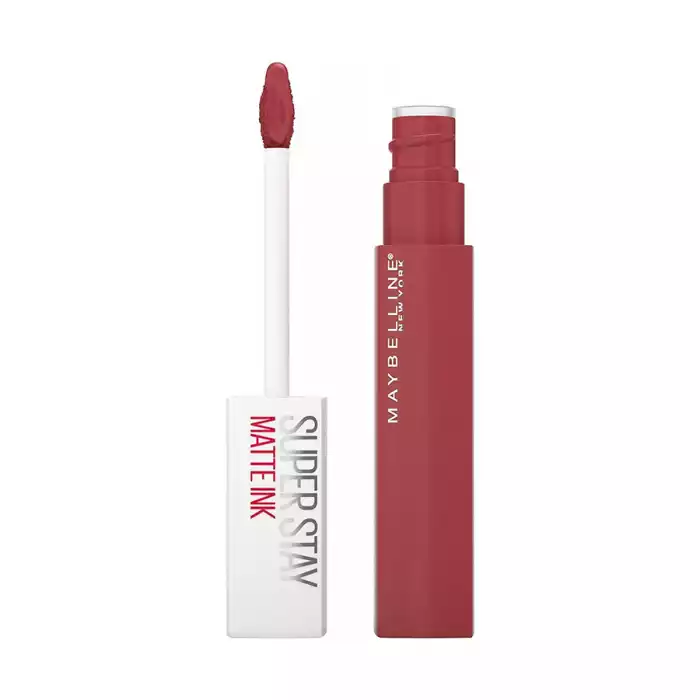 Super Stay Matte Ink™ Liquid Lipstick gives you a Super Stay Matte Ink™ Liquid Lipstick gives you a