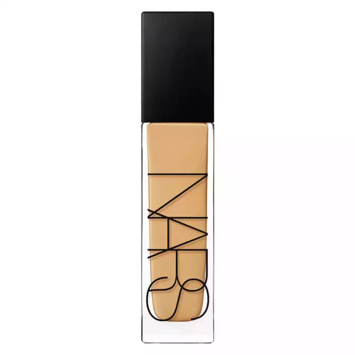 A buildable, full-coverage long-wearing foundation that is