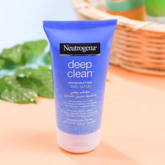 Neutrogena Deep Clean Invigorating Daily Scrub 150mlGentle