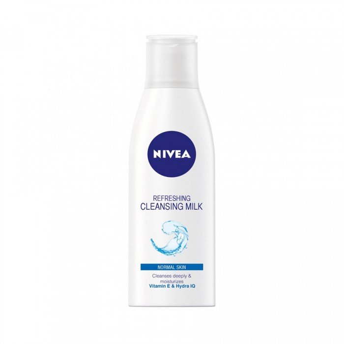 Nivea Refreshing Cleansing Milk 200ml | فييلا