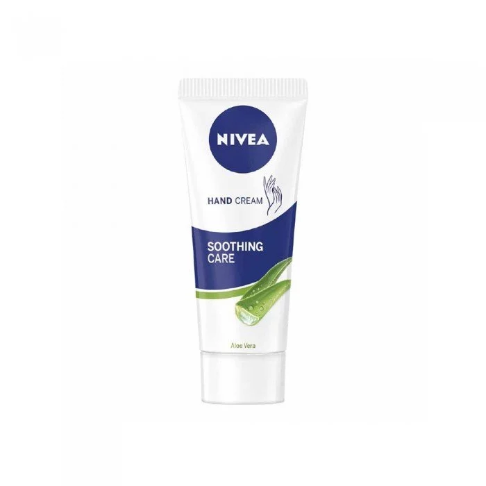 Aloe vera extracts provide the skin with the necessary vitamins and jojoba oil regenerates and refreshes it. The cream leaves the skin soft and supple even on very strained hands. It moisturizes intensely but does not le | Veela Beauty Aloe vera extracts provide the skin with the necessary