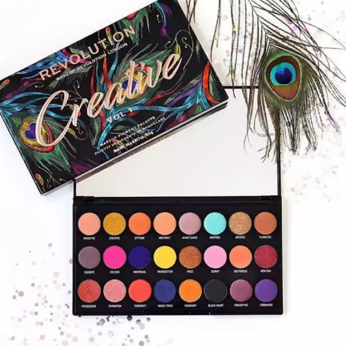 Show your true colors with this beautifully bold palette. 24 matte and shimmer pigmented shades, from warm bronze and neutral tones to pops of canary yellow, fuchsia pink, and turquoise hues. Get creative with this kale | Veela Beauty Show your true colors with this beautifully bold palette |